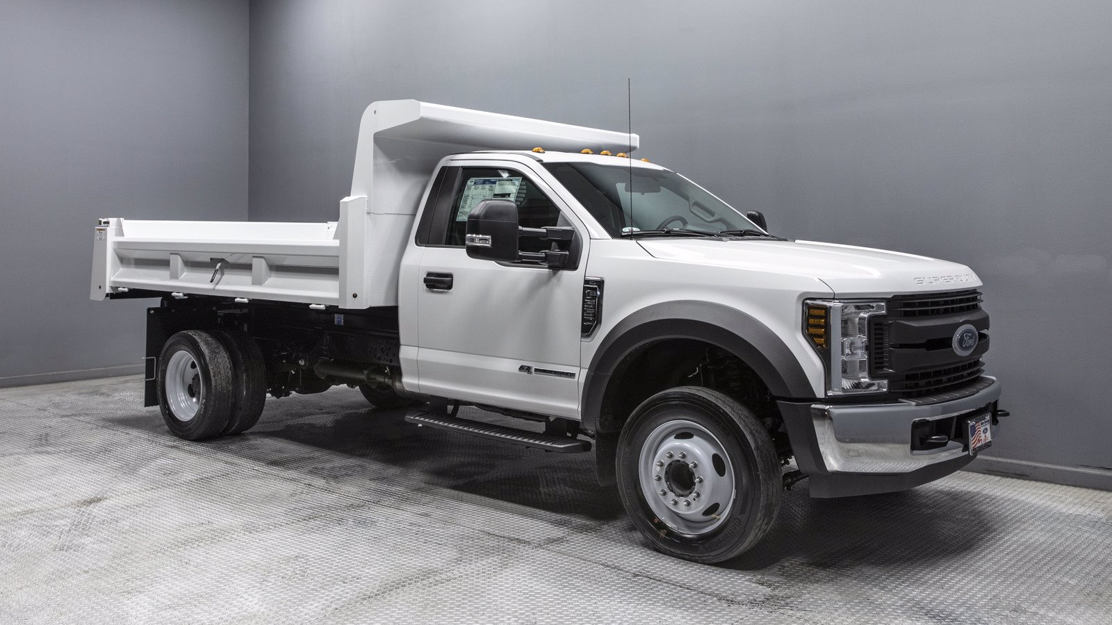 New 2019 Ford Super Duty F-550 DRW XL With 12 Dump Regular Cab Chassis ...